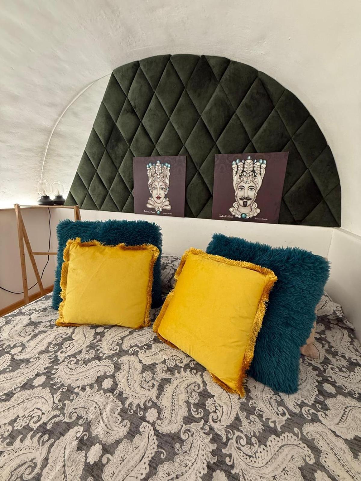 Cammileddi Mini Suite คาตาเนีย ภายนอก รูปภาพ