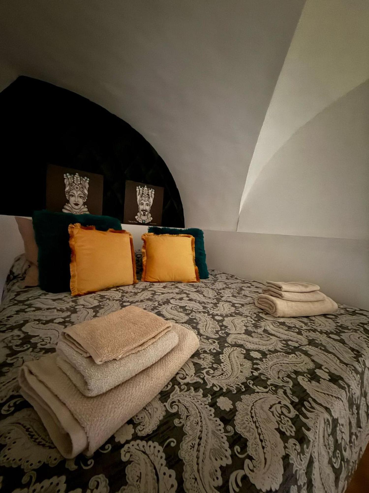 Cammileddi Mini Suite คาตาเนีย ภายนอก รูปภาพ